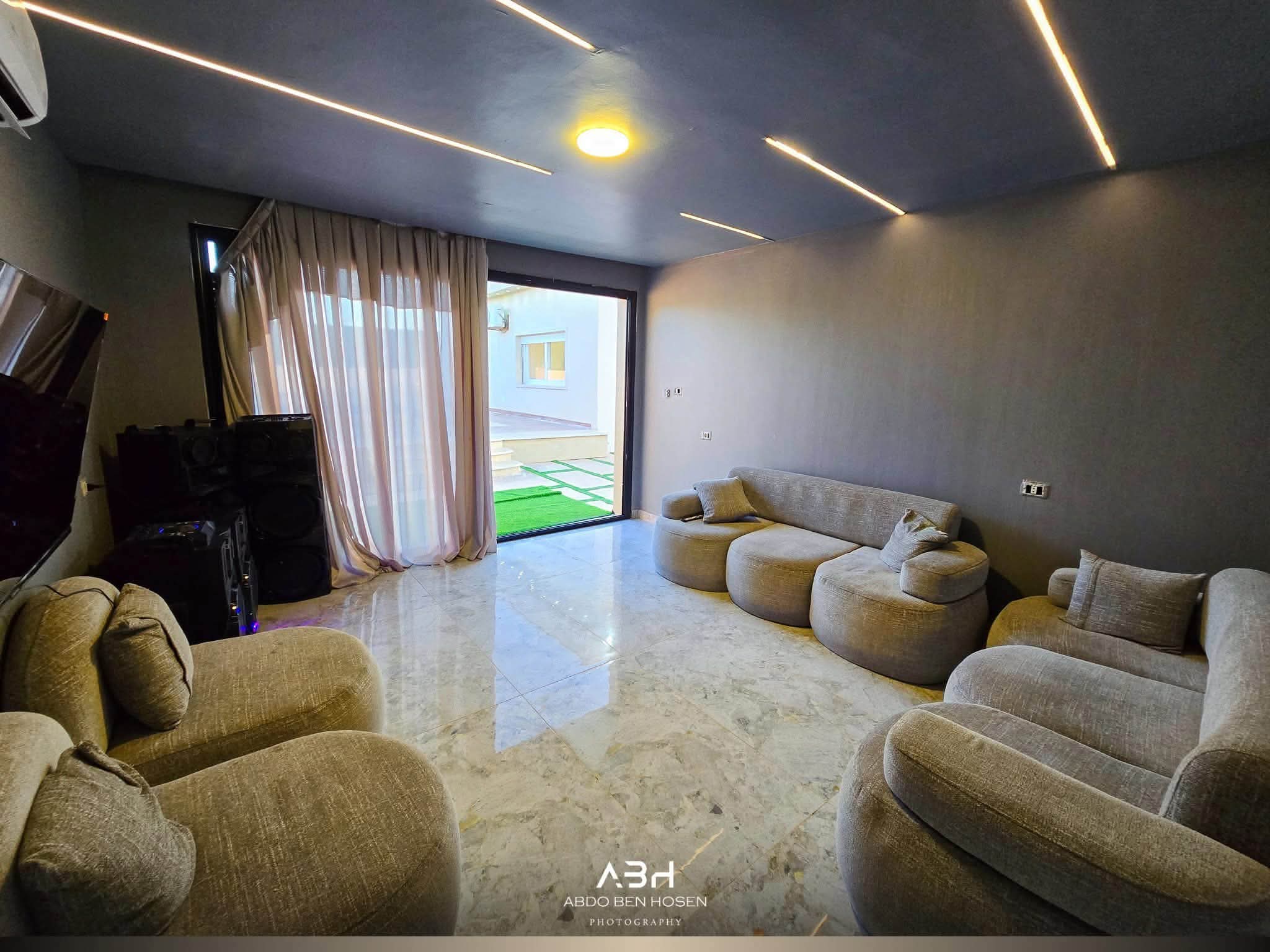 الفخامة 0032