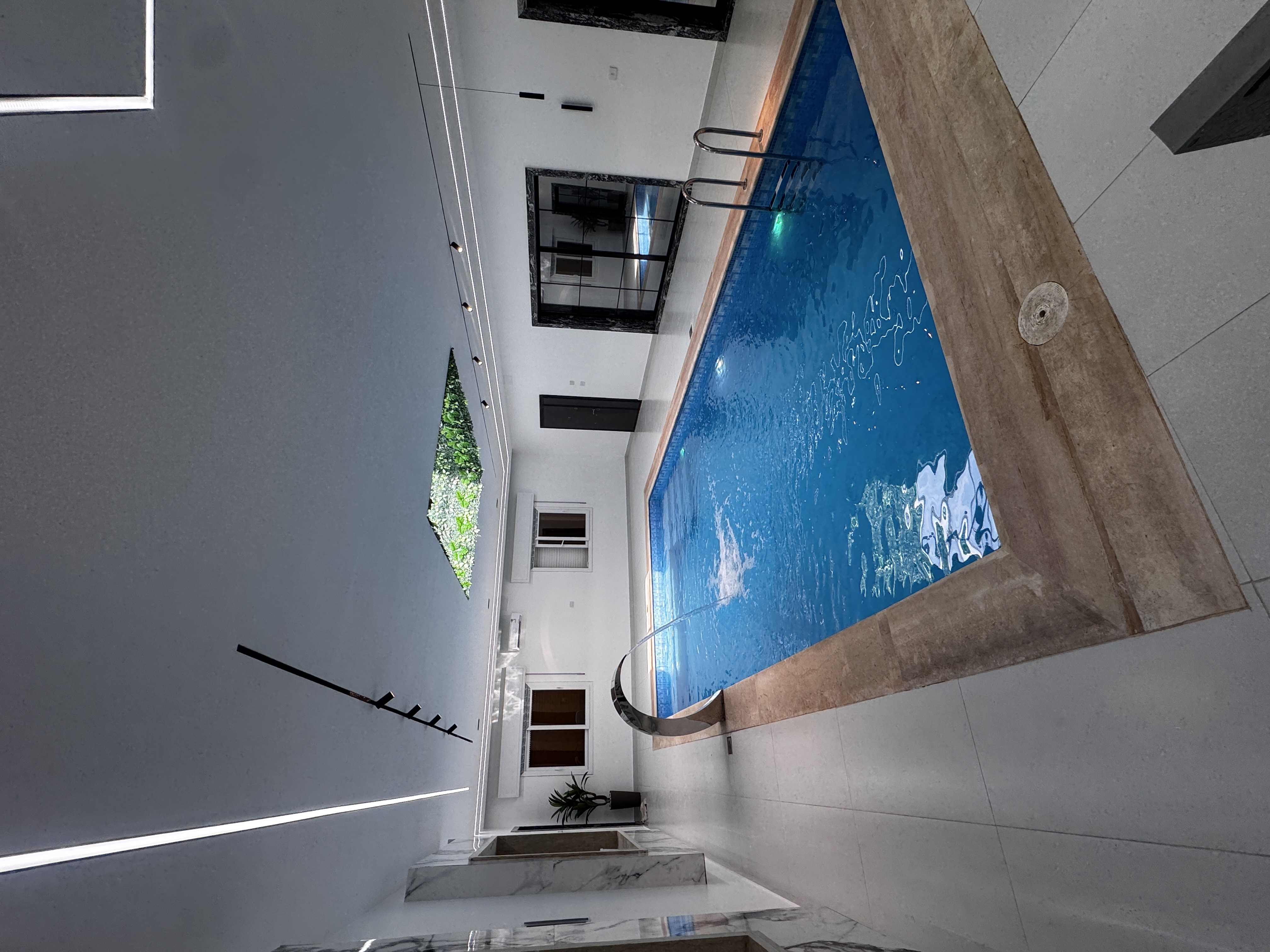 2 Villa Zelenskyy